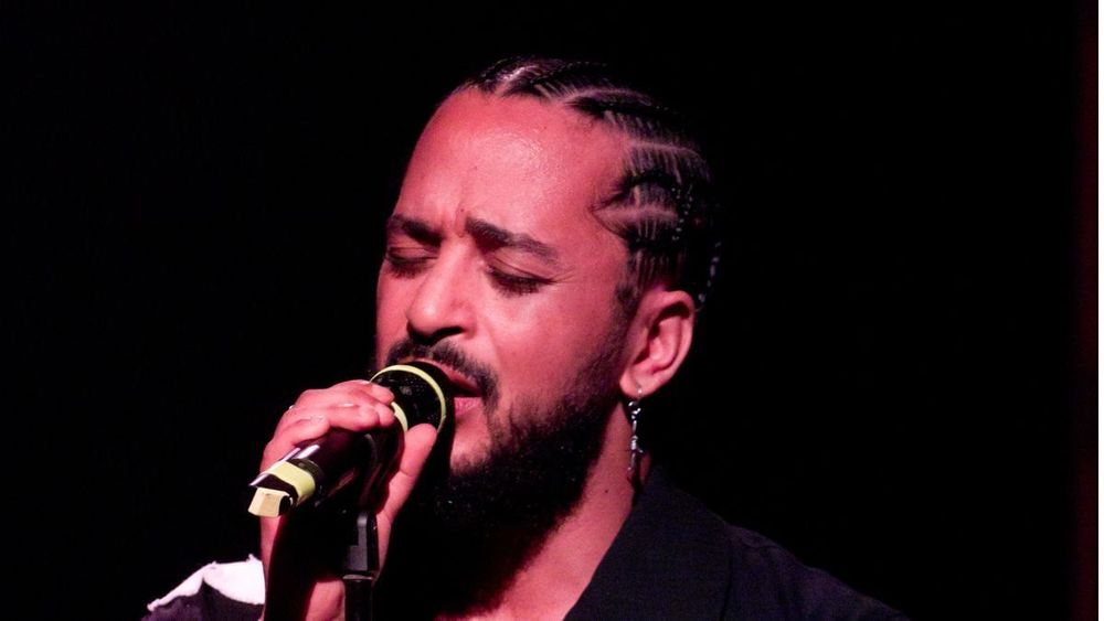 Attaqué de toutes parts, Slimane fait un aveu très gênant : "Depuis mes 13 ans"