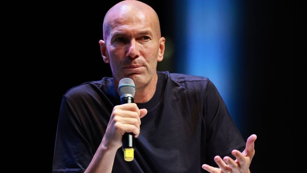 Zinedine Zidane n'est PAS le vrai nom de la légende des Bleus, voici son prénom originel : "Chez moi, on m'appelle..."