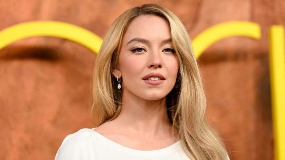 Sydney Sweeney en couche et tétine pour OnlyFans, cette scène ultra-sexualisée d’Euphoria choque