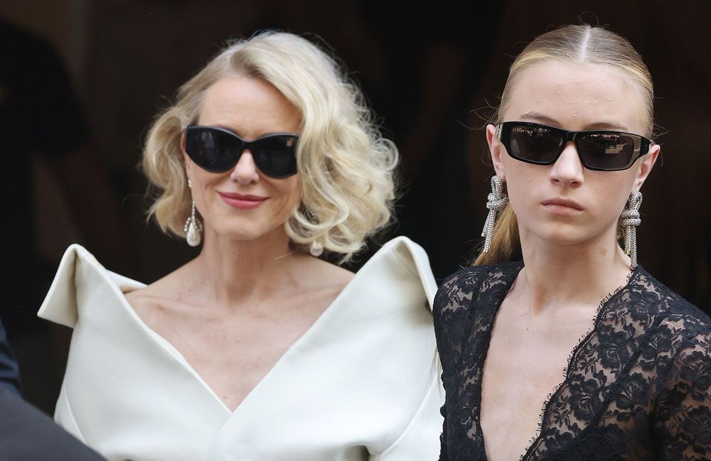 Nicole Kidman et Naomi Watts s’affichent aux côtés de leurs filles pour le défilé Balenciaga