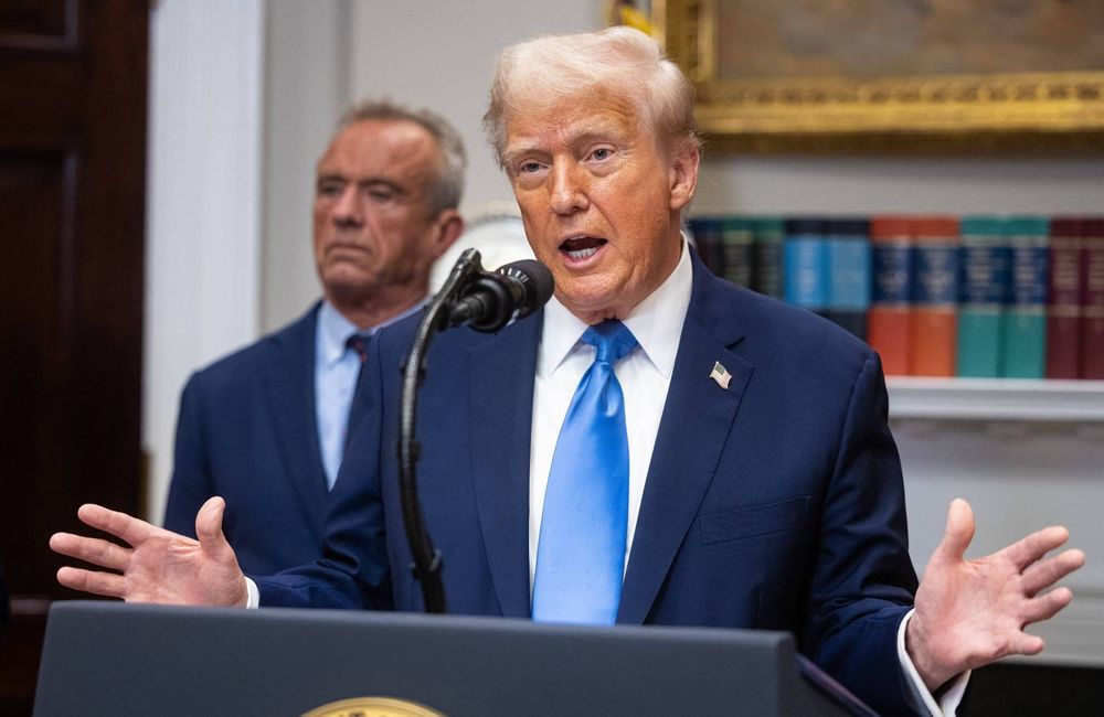 Vaccins pour bébés, lien entre paracétamol et autisme : les dangereuses sorties du Docteur Trump