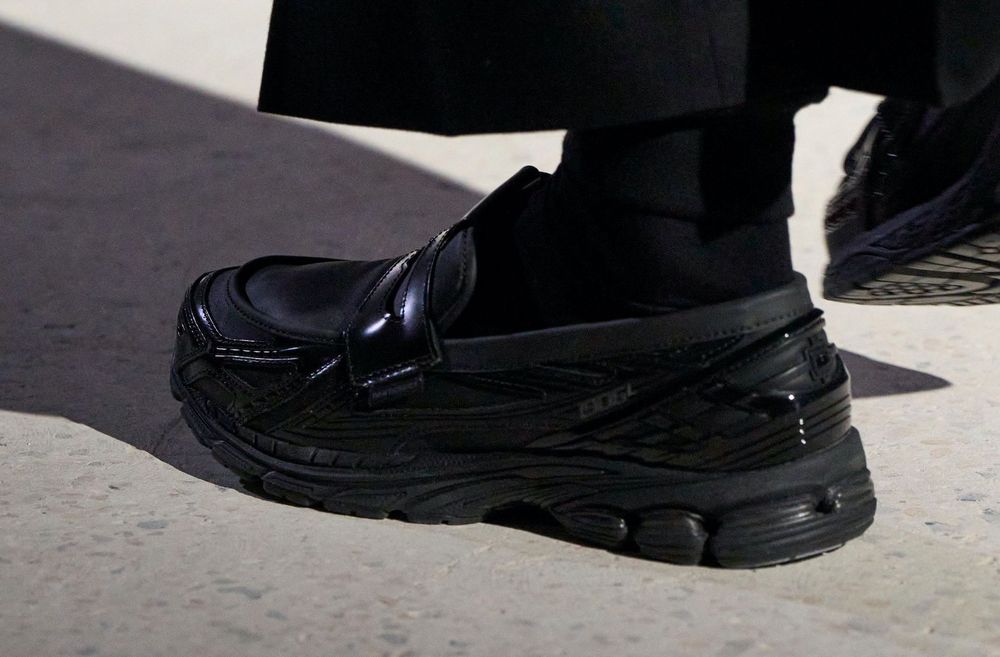 Mi-baskets, mi-mocassins, ces chaussures hybrides feront grand bruit en 2025