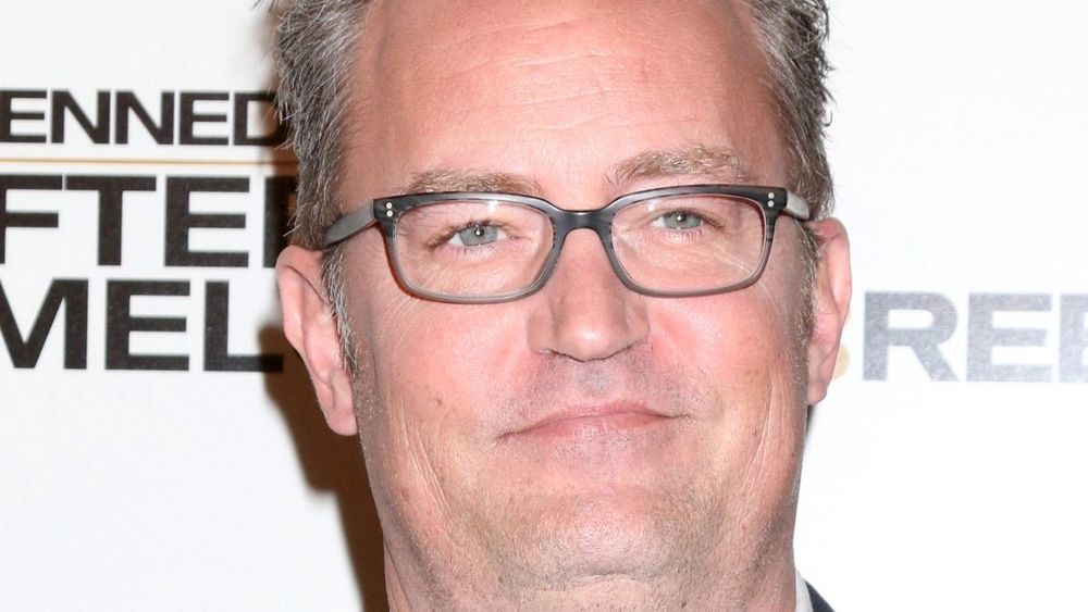 Matthew Perry : 5 personnes sont poursuivies dans l'enquête sur la mort de l'acteur