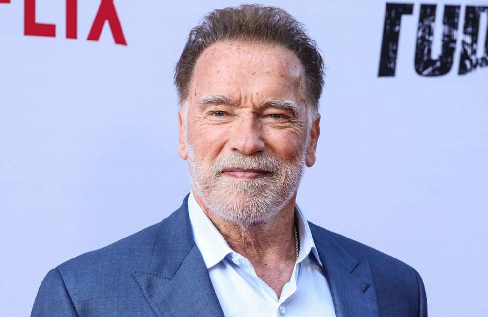 Arnold Schwarzenegger revient sur la romance passée entre son fils Patrick et Miley Cyrus