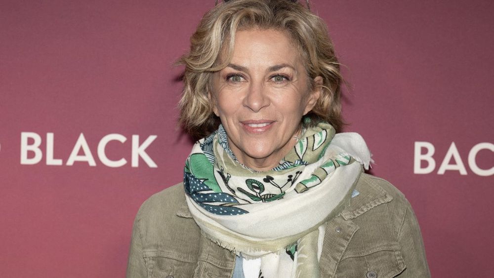 Célibataire à 66 ans, Corinne Touzet se confie : “Vivre un entre-deux ne m’intéresse pas”