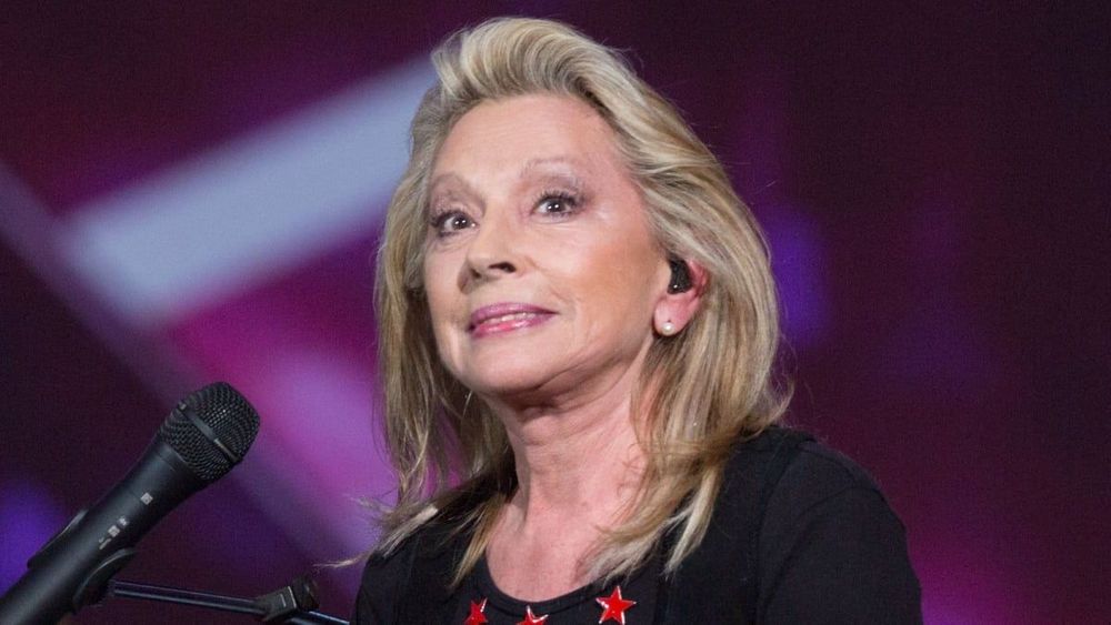 Véronique Sanson (76 ans) : Exit Beyoncé... Le rappeur Jay-Z craque pour l'icône française