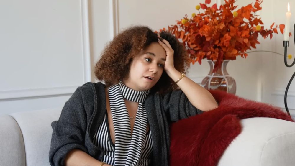 "L'image tourne en boucle dans ma tête" : Léna Situations victime d'un braquage à Los Angeles, elle témoigne