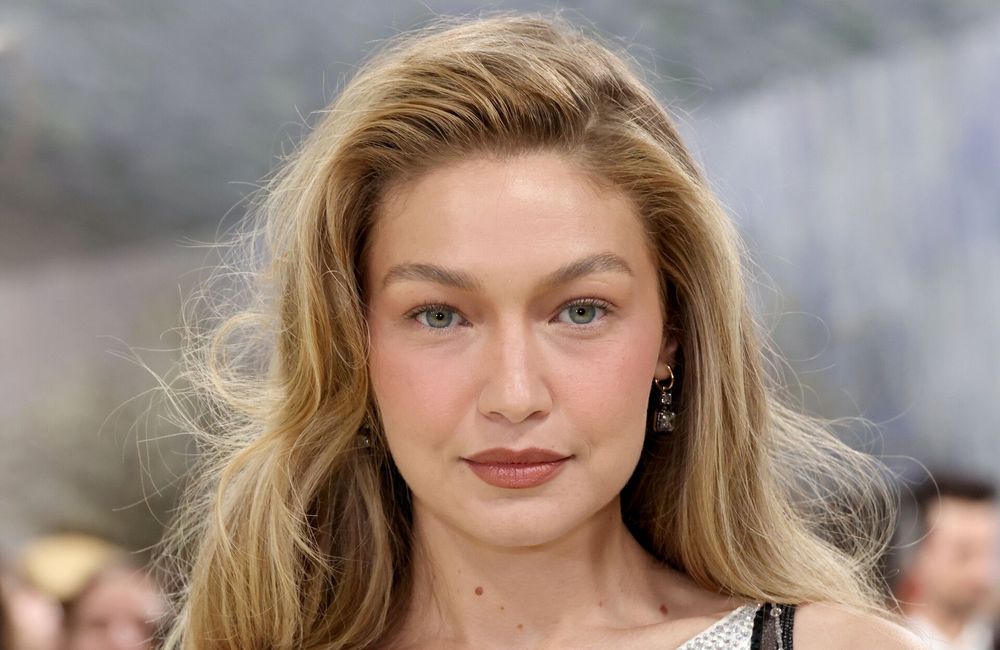 « Rich skin girl » : qu'est-ce que cette tendance maquillage à l'effet bonne mine idéale pour les peaux ternes ?