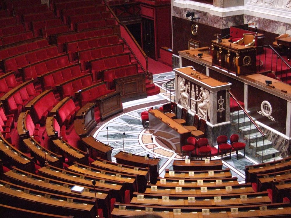 À l'Assemblée nationale, les voix des femmes se perdent dans le brouhaha des hommes