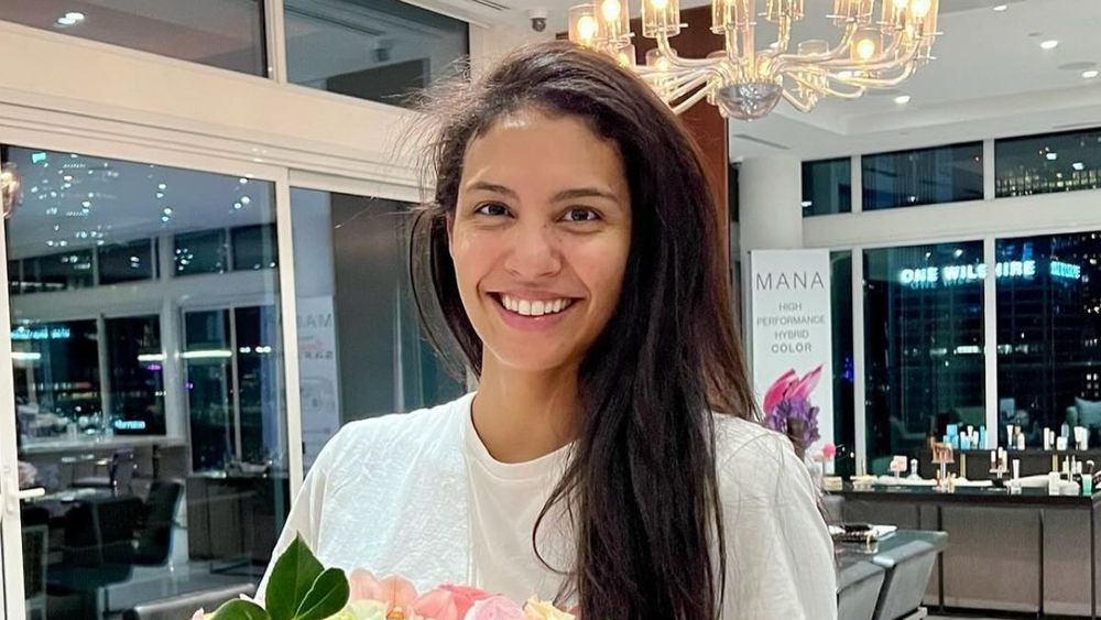 "Ça m’empêchait de respirer" : Chloé Mortaud revient sur son hospitalisation après son accouchement