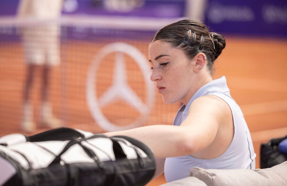Une journée dans les coulisses d’un tournoi de tennis féminin avec Elsa Jacquemot
