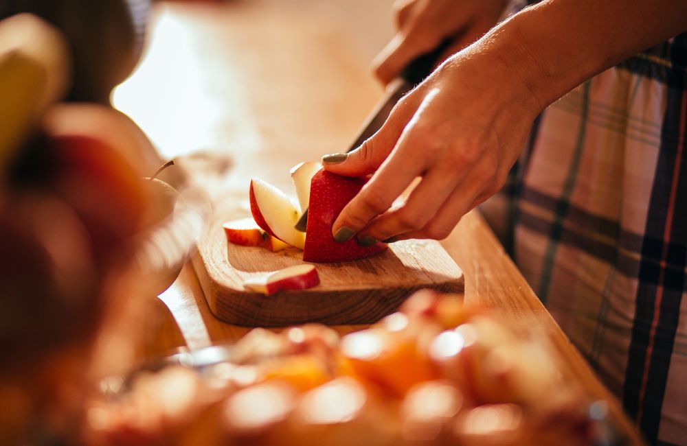 Utilisez vos trognons de pomme pour préparer un bouillon sucré