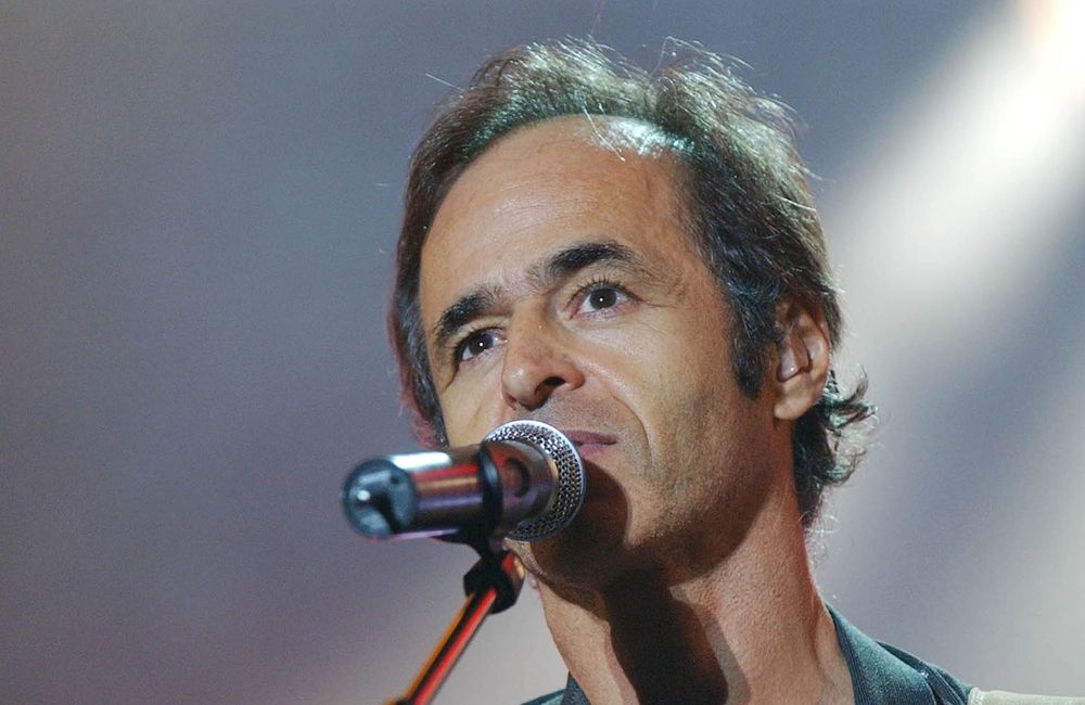Jean-Jacques Goldman incognito dans le métro à Londres : sa vie très simple avec son épouse Nathalie