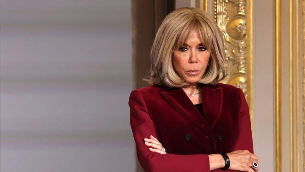 Cyberharcèlement contre Brigitte Macron : des peines allant de trois à douze mois de prison avec sursis requises contre des prévenus