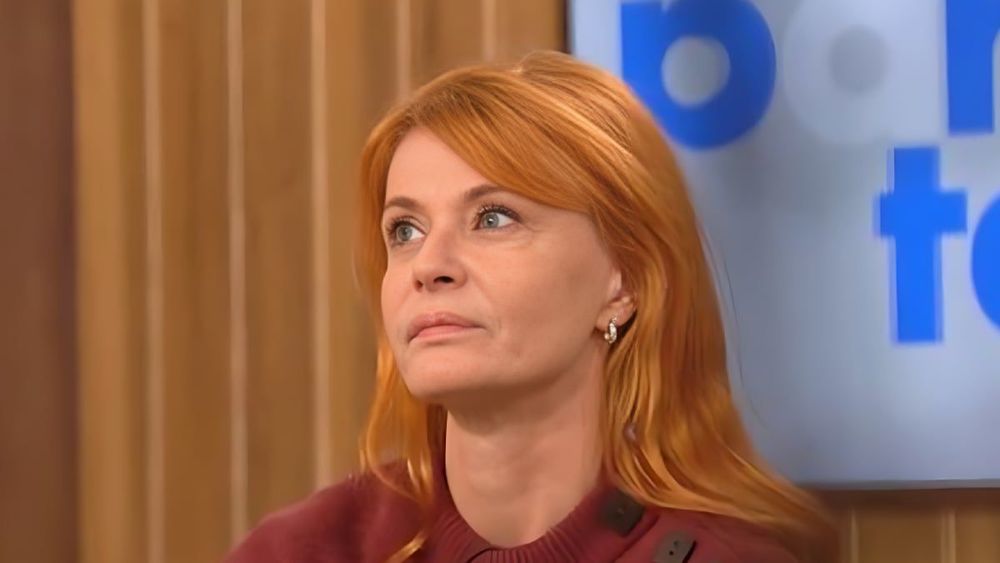 Axelle Red (57 ans) sans pudeur sur son intimité : "Une femme sans poil ressemble à..."