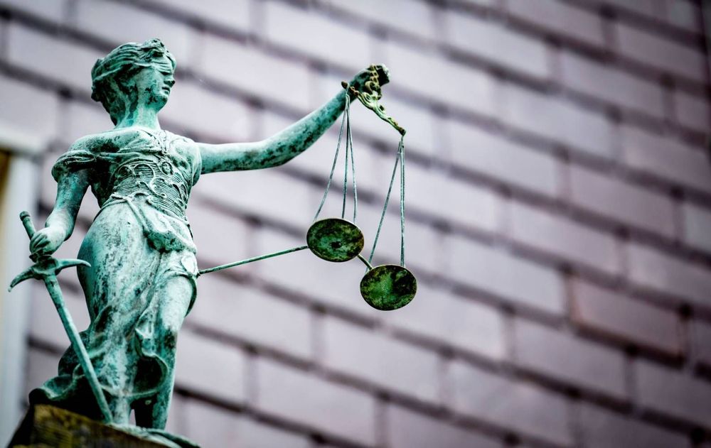 Écosse : pour la première fois, un homme reconnu coupable d’avoir poussé sa femme au suicide