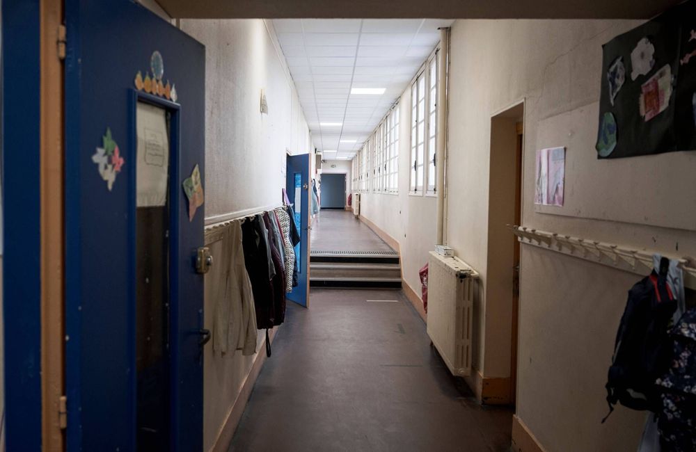 Une directrice d’école homosexuelle, victime de harcèlement, se suicide le jour de la rentrée