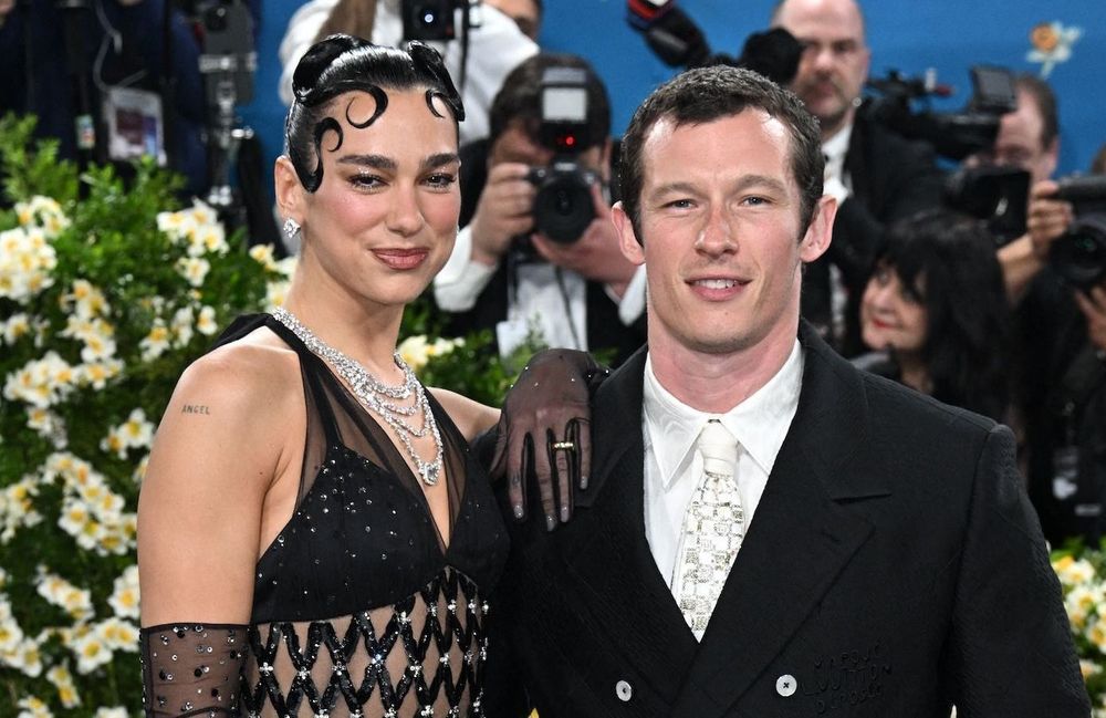 Dua Lipa amoureuse : elle partage de tendres clichés de son couple