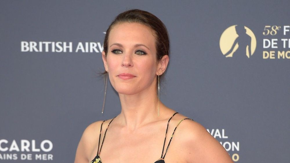 Lorie atteinte d’endométriose : elle se confie sur les conséquences de sa maladie sur sa vie intime