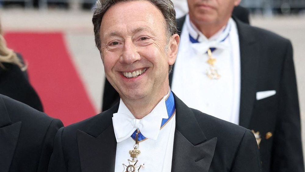 Stéphane Bern évoque pour la première fois ses soucis de santé : “Au moins, je suis vivant”