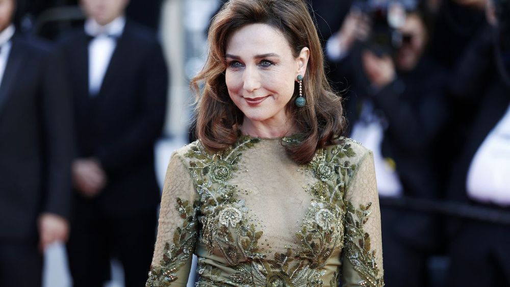 “C’est vraiment un problème” : Elsa Zylberstein cash sur l’attitude de Didier Bourdon sur un tournage