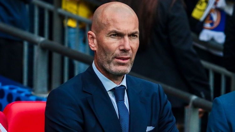 Zinédine Zidane opposé au RN, Marine Le Pen s'en mêle : "Il vote Macron !", sa sortie met le feu aux poudres