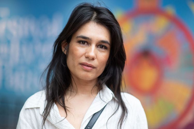 Émilie Tran Nguyen "magnifique" en pantalon en cuir, la reine déchue du JT affole les internautes