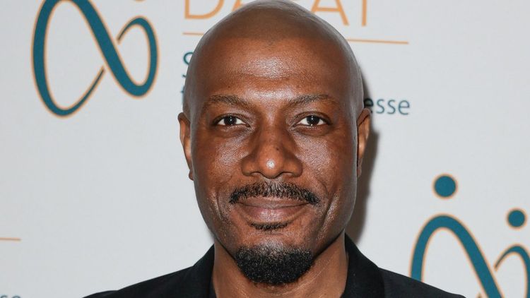 Harry Roselmack (53 ans) exhibe ses abdos saillants, son corps de dieu nubien met tout le monde d'accord