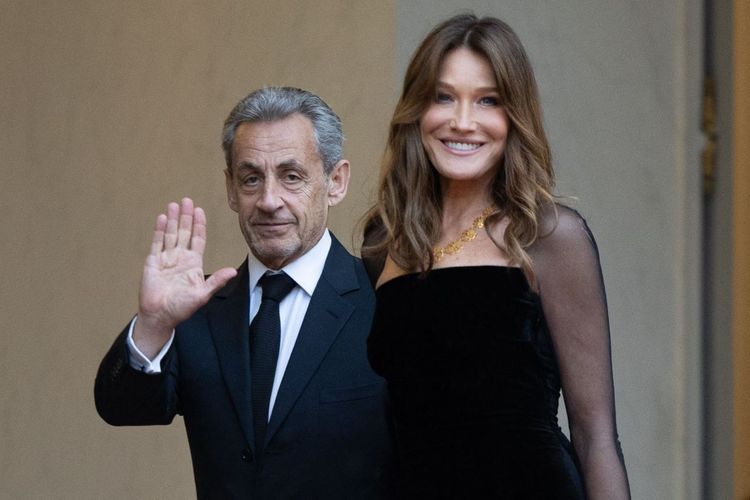 Nicolas Sarkozy : "Un déséquilibré", sa femme Carla Bruni chahutée pendant ses vacances au Cap Nègre