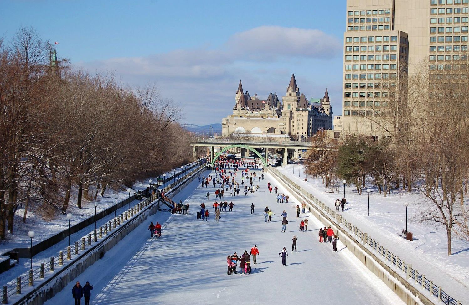 Voici pourquoi la plus grande patinoire du monde reste fermée