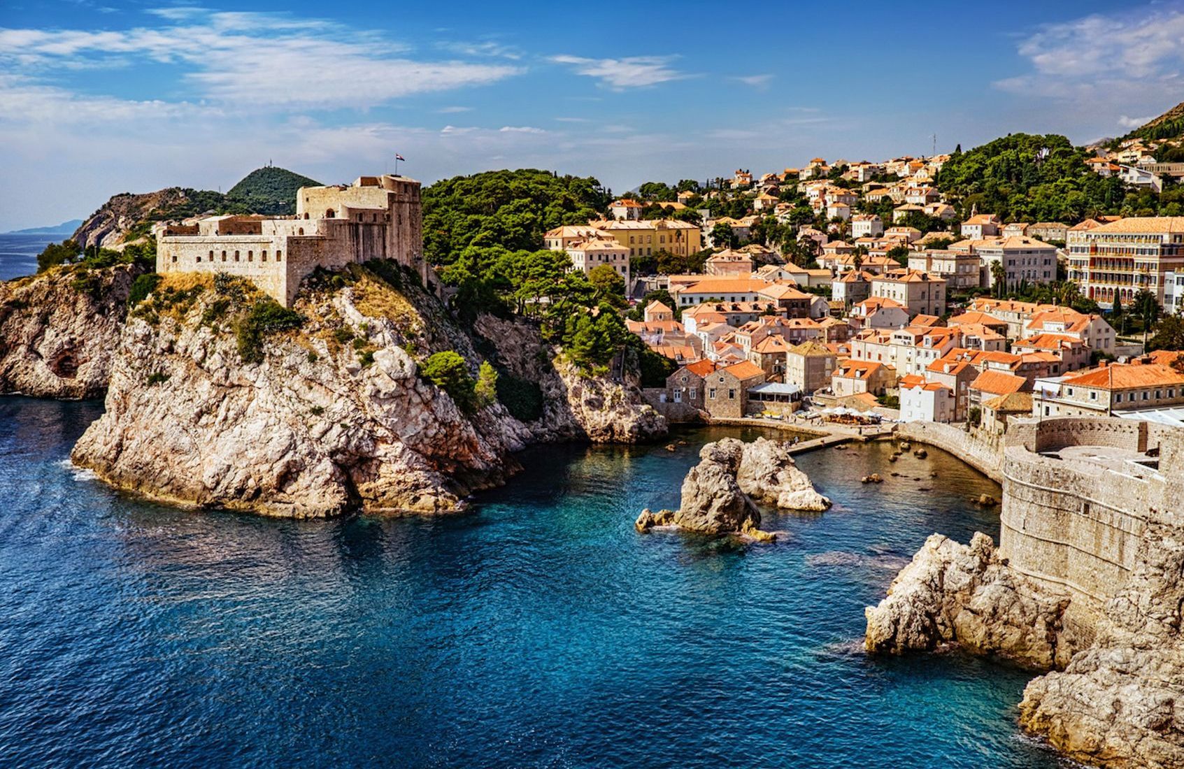 Tourisme : la ville de Dubrovnik interdit les valises à roulettes