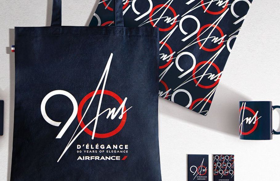 Air France s’expose dans les vitrines des Galeries Lafayette