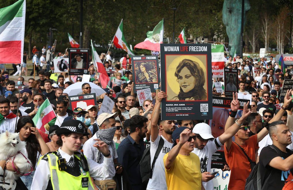 La lycéenne iranienne Armita Garawand, en état de mort cérébrale, n’aurait « aucun espoir de guérison »
