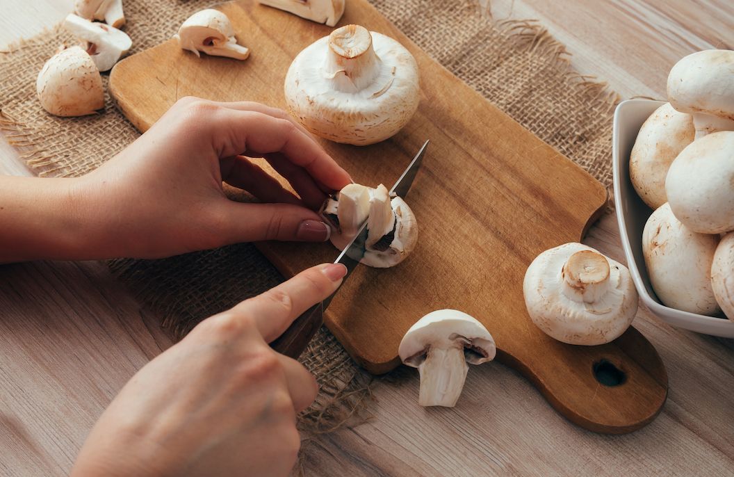 Ne jetez plus les pieds de champignons : 5 astuces pour ne plus les gaspiller