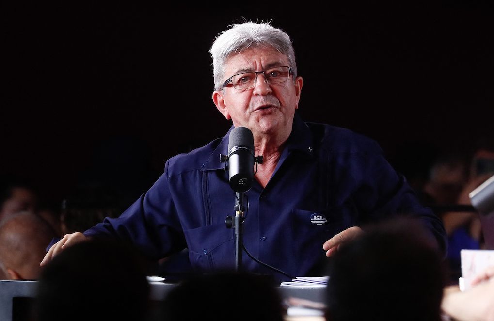 Pour gouverner, La France insoumise fait plus peur que le Rassemblement national, selon un sondage