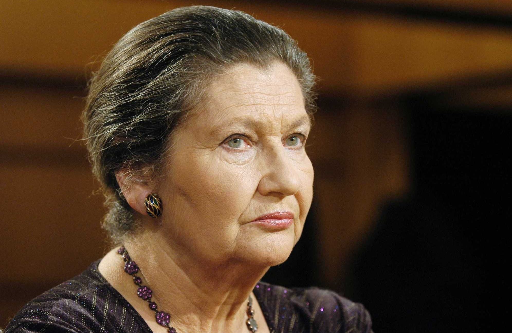 Antisémitisme : une stèle rendant hommage à Simone Veil dégradée dans le Finistère