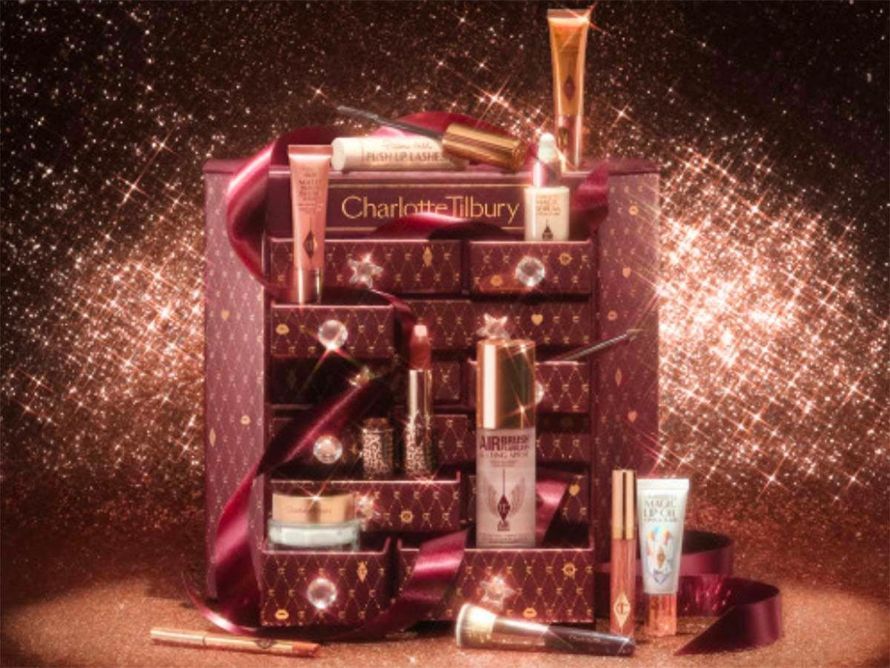 Ce calendrier de l’avent make-up fait le buzz sur Tiktok avec plus de 2 millions de vues !