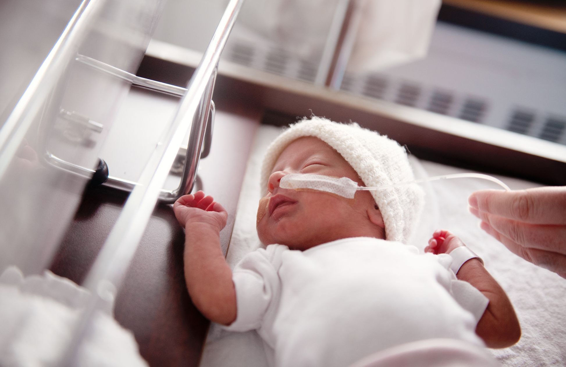 Parents de bébés prématurés : comment mieux vivre le retour à la maison ?