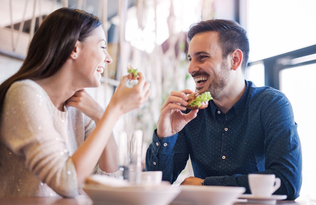 Qu’est-ce que la tendance du stack dating, pour des rencontres amoureuses plus apaisées ?