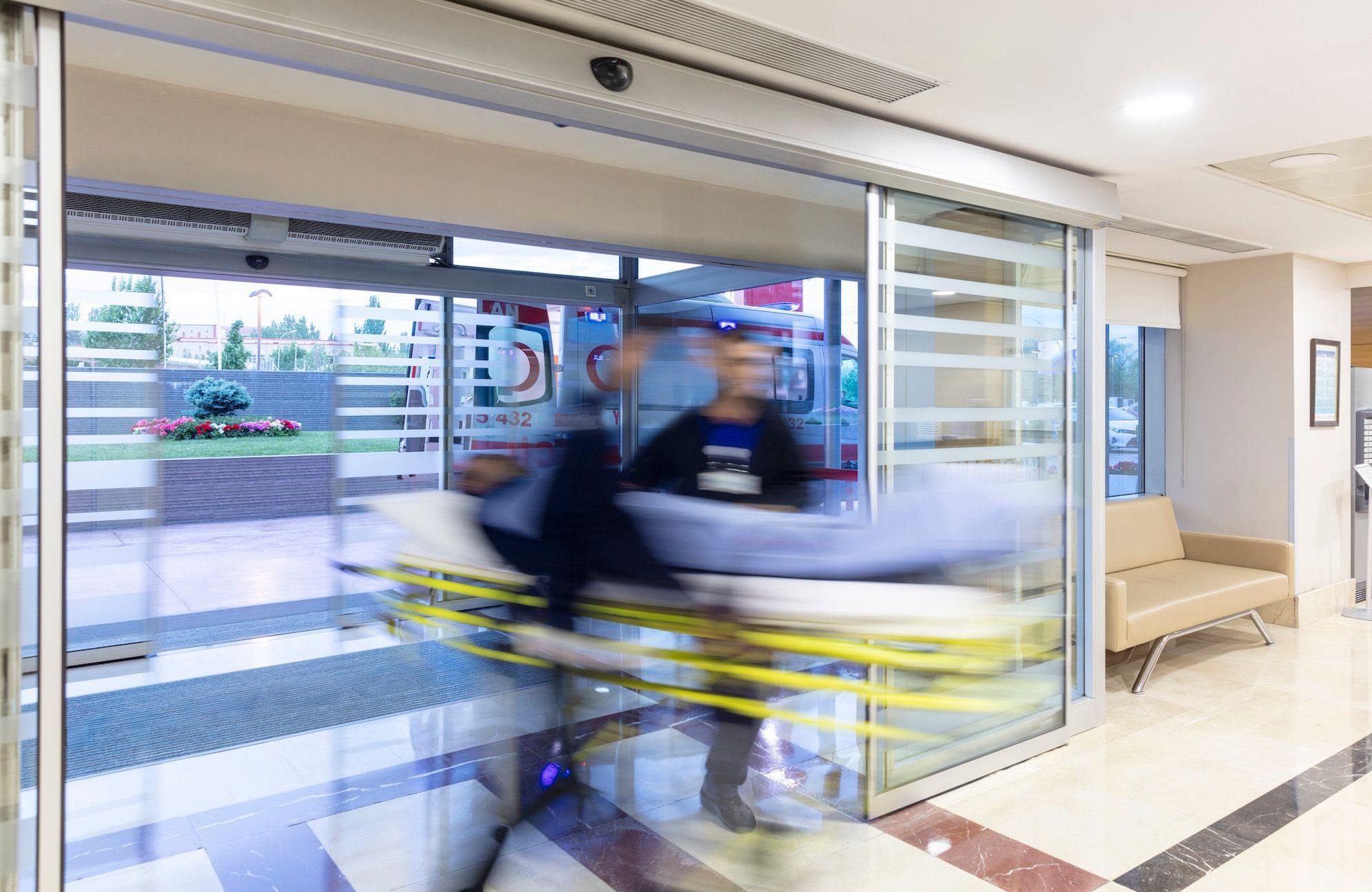 Suppression de l’AME : 3 500 médecins s’engagent à « désobéir »