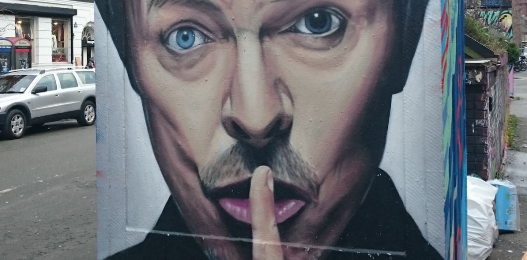 Comment Claude François a inspiré à David Bowie l’un de ses plus grands tubes