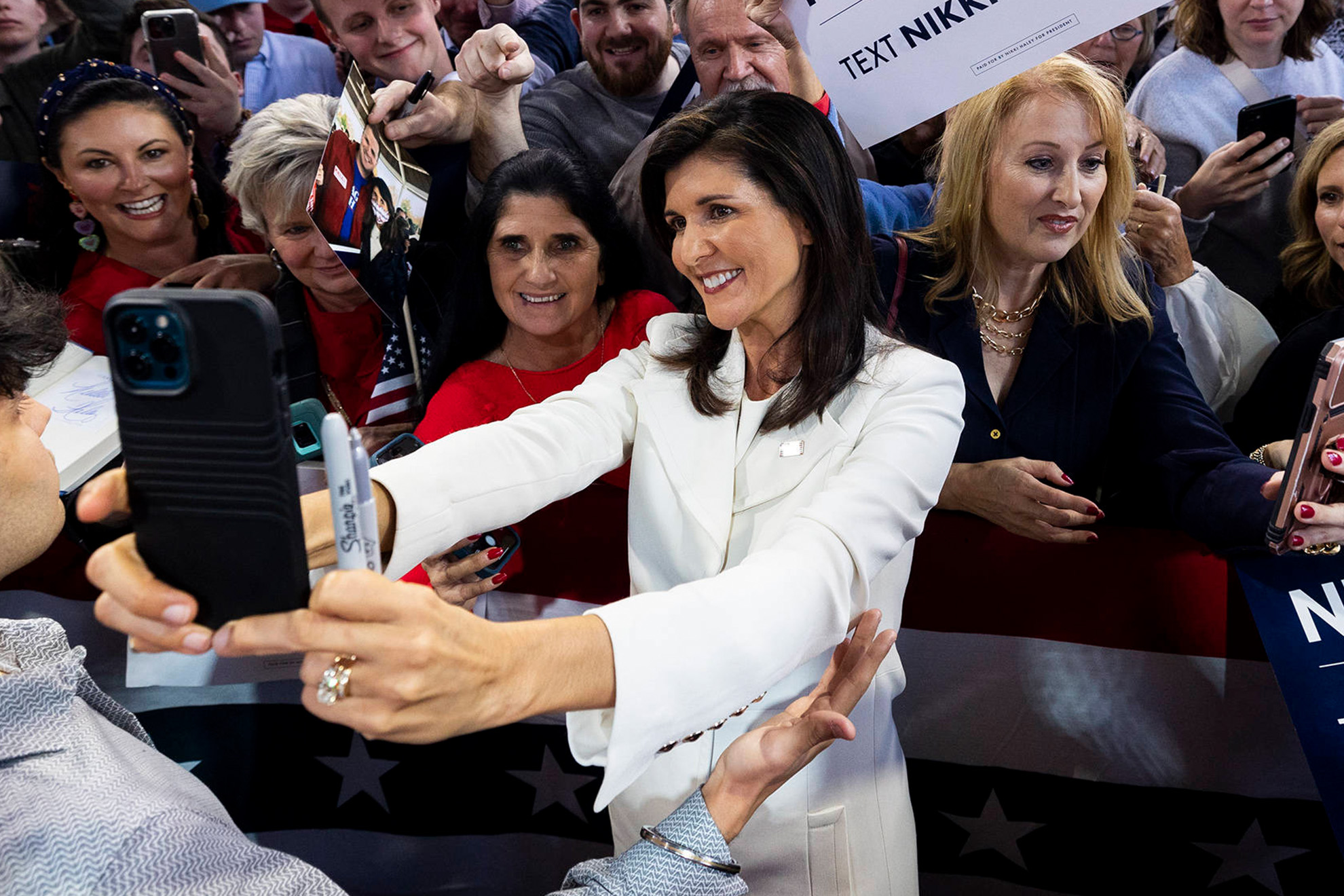 Nikki Haley, de diplomate à principale adversaire de Trump dans la course à la Maison Blanche