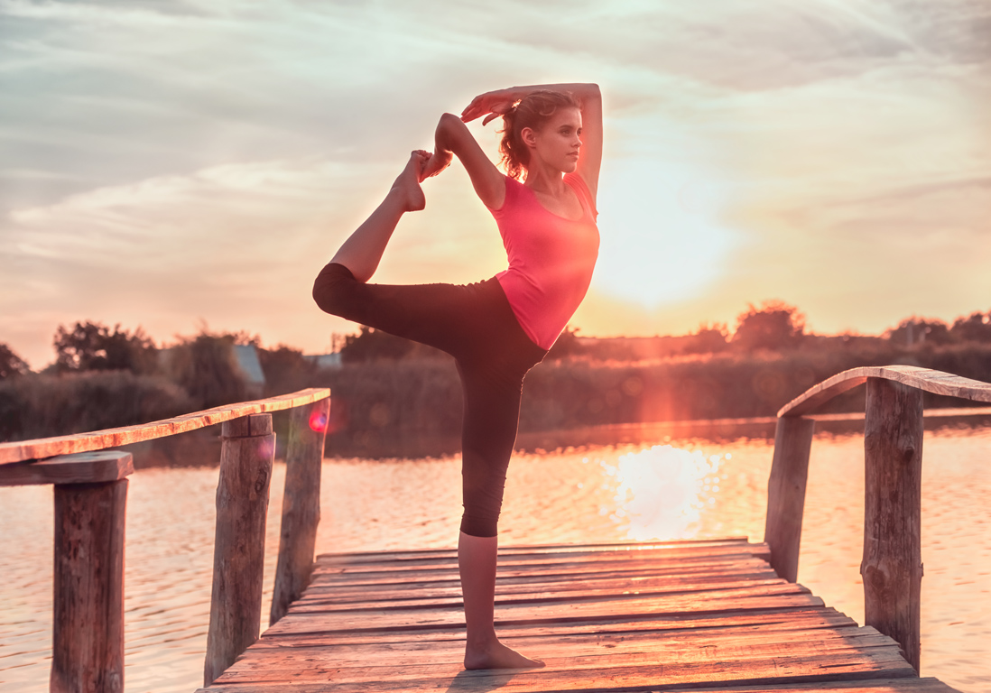 Le yoga vinyasa, le yoga dynamique qui tonifie