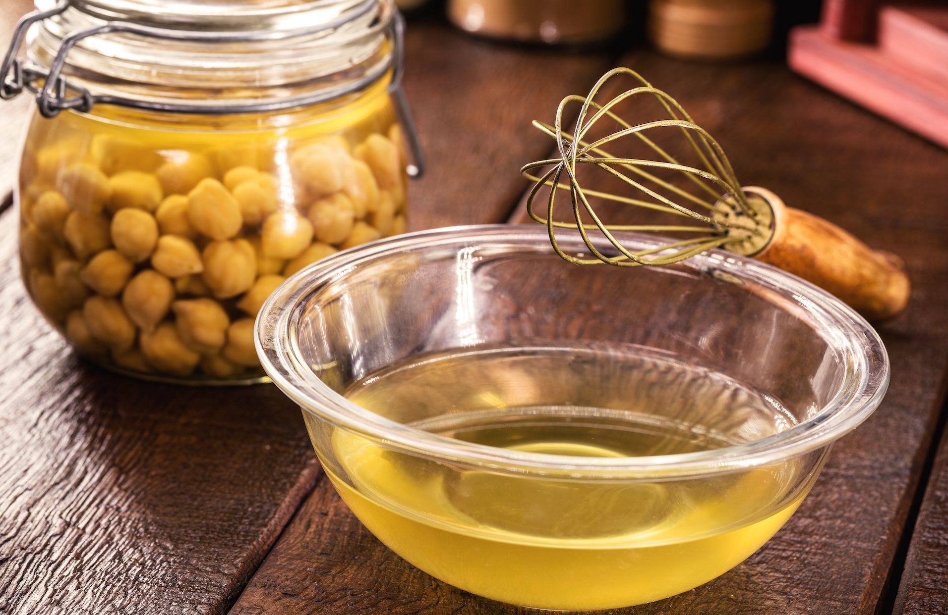 Comment utiliser l’eau de cuisson des pois chiches ?