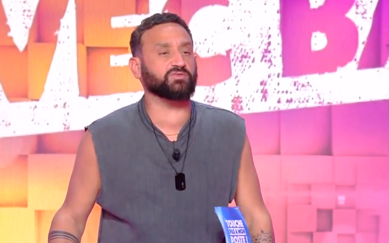 Cyril Hanouna critique violemment dans TPMP un chroniqueur de Quotidien : « Je ne vais pas aller le frapper » !