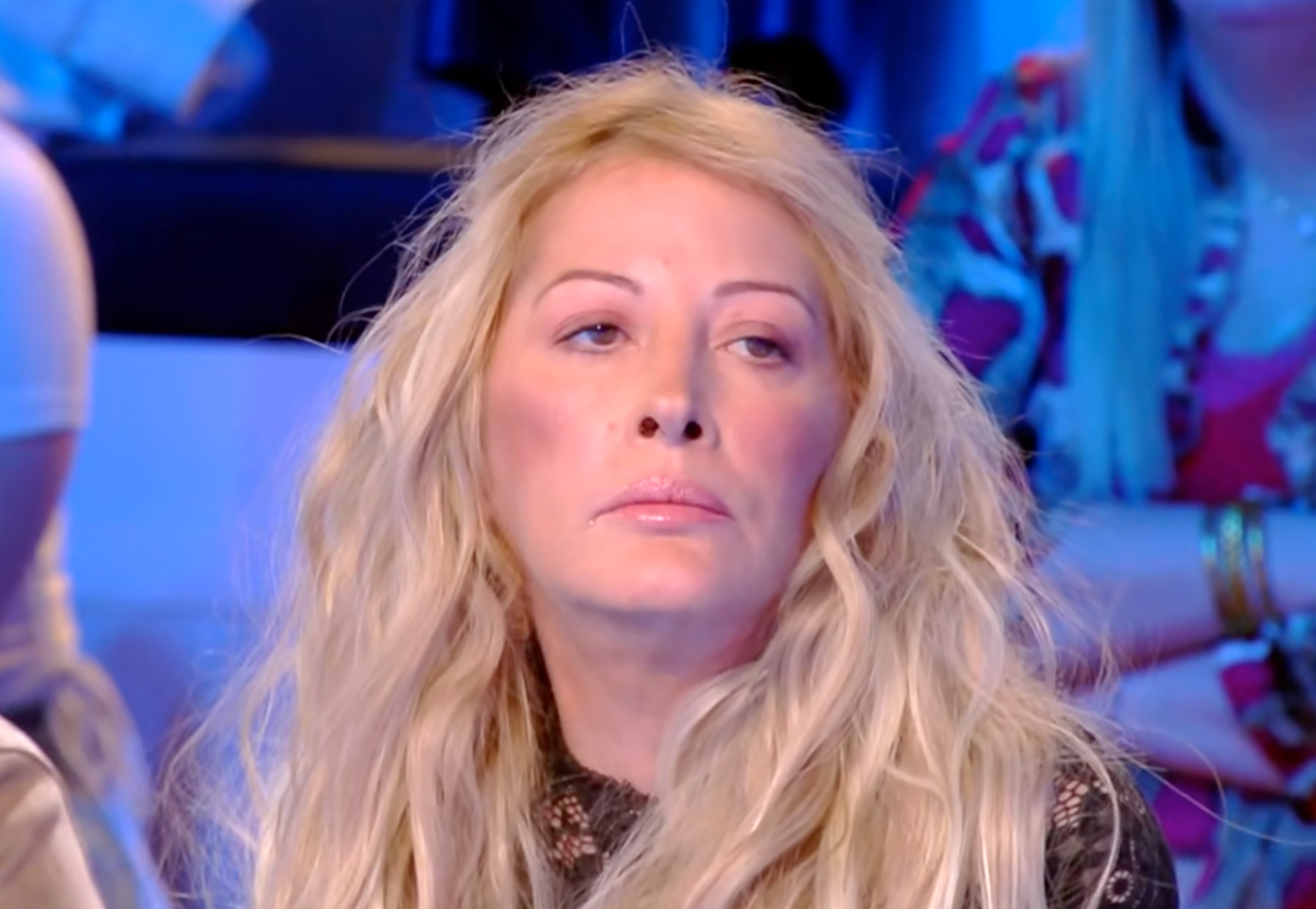 Loana raconte un drame dans TPMP : « J’ai été violée pendant 10h »