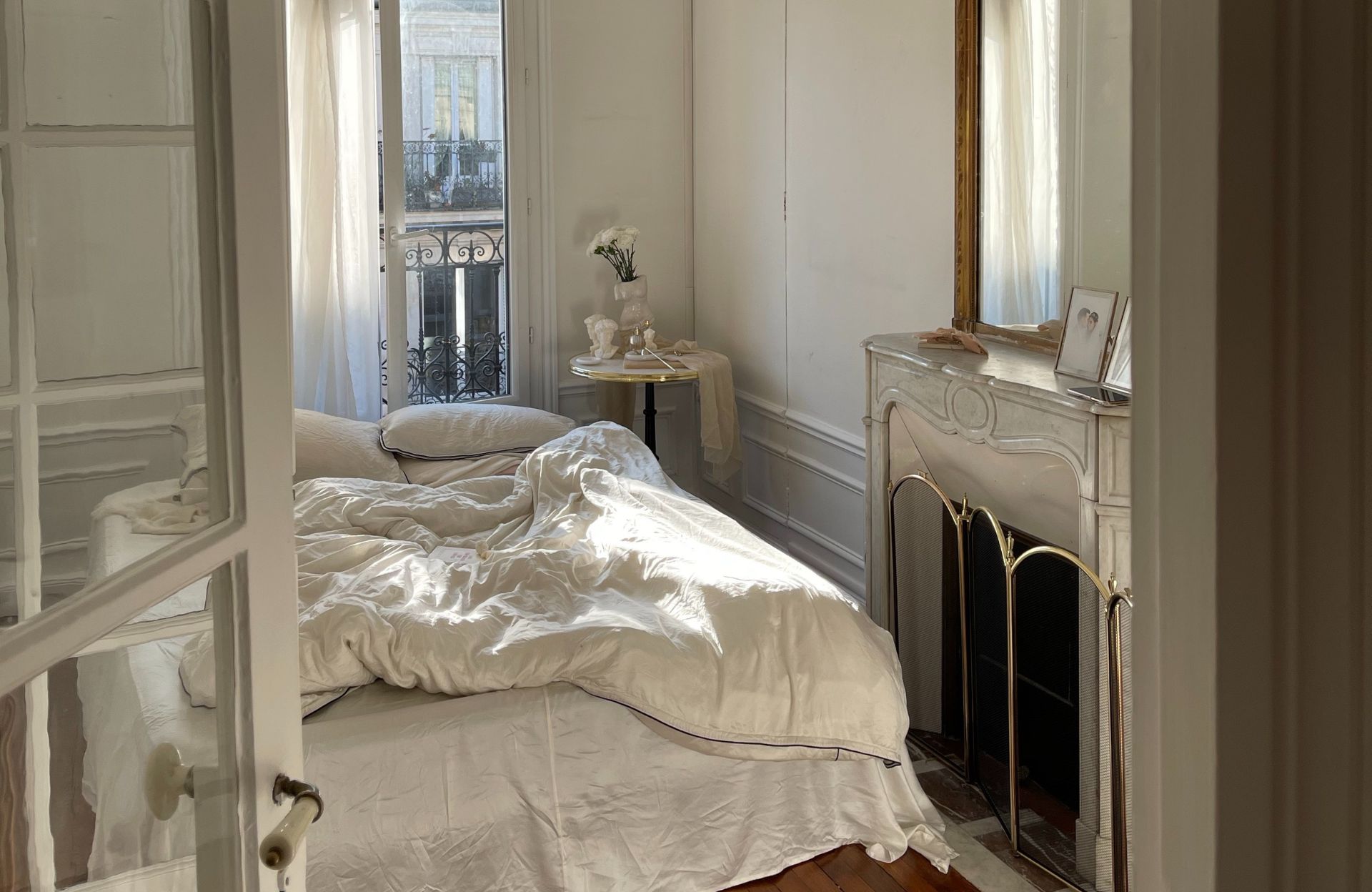 Nos astuces pour aménager une (très) petite chambre